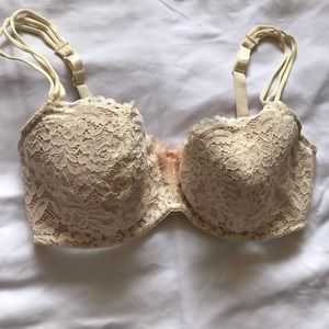 Ciao Bella balconette bra, Ivory lace by b.Tempt’d